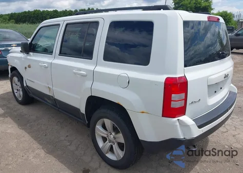 2015 Jeep Patriot Latitude из США, поврежденный, VIN 1C4NJRFB1FD365188